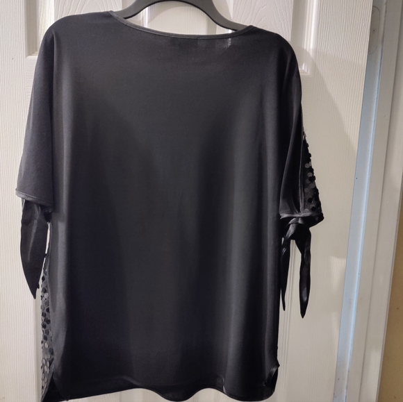 Prelude Black Sequined front top Size L - Picture 4 of 5